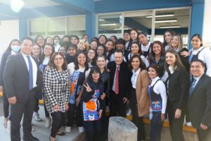 Mauricio Kuri encabezó la ceremonia del 137 Aniversario de la Escuela Normal del Estado de Qro