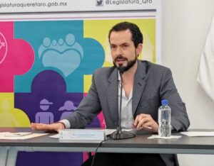 Ley en favor de personas de talla baja, tema de justicia social Paul Ospital