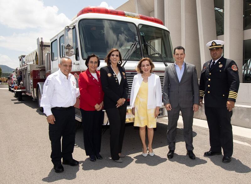 Querétaro celebró el 74 aniversario del Cuerpo de Bomberos con la participación de Lupita Murguía