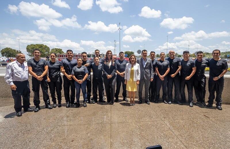 Querétaro celebró el 74 aniversario del Cuerpo de Bomberos con la participación de Lupita Murguía