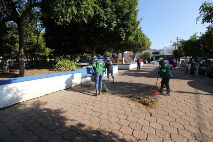 Rehabilitación en marcha; Roberto Cabrera supervisa obras en el Parque San Isidro