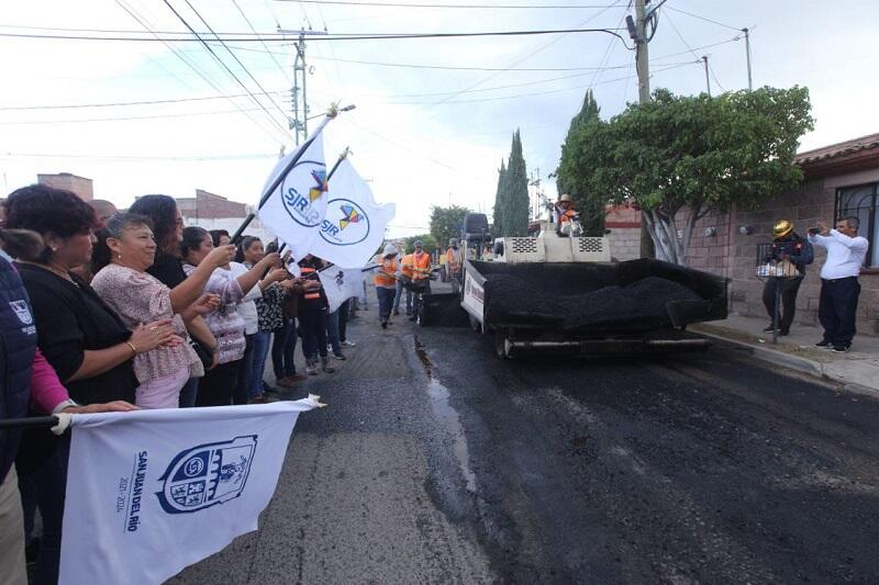 Roberto Cabrera invierte 8.5 mdp en rehabilitación de vialidades en el municipio