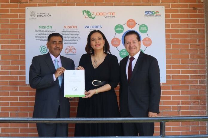 SEDEQ anuncia nuevas designaciones para mejorar la calidad educativa en Querétaro