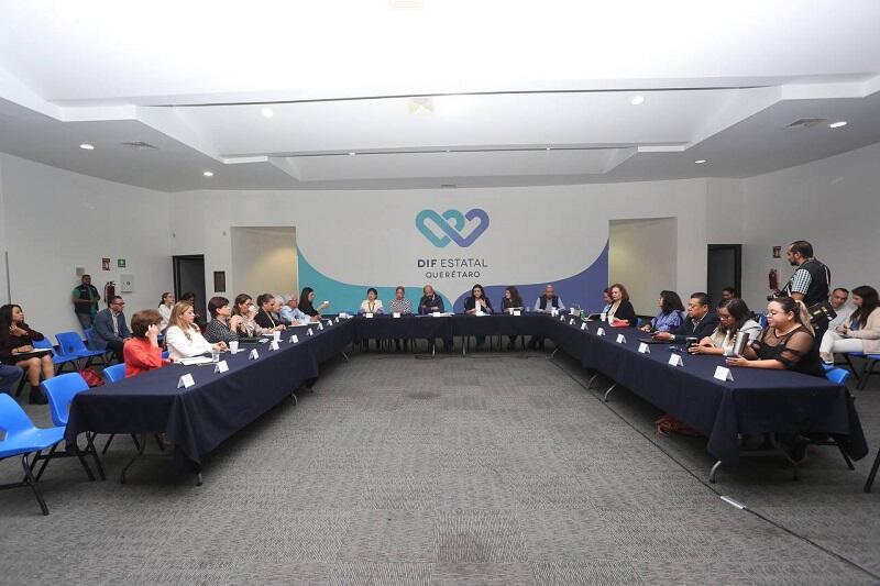 SEDIF Asegura Atención Prioritaria para Adultos Mayores en Querétaro