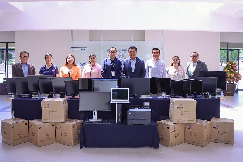 Corbion dona equipamiento de cómputo a la UTSJR para potenciar la educación