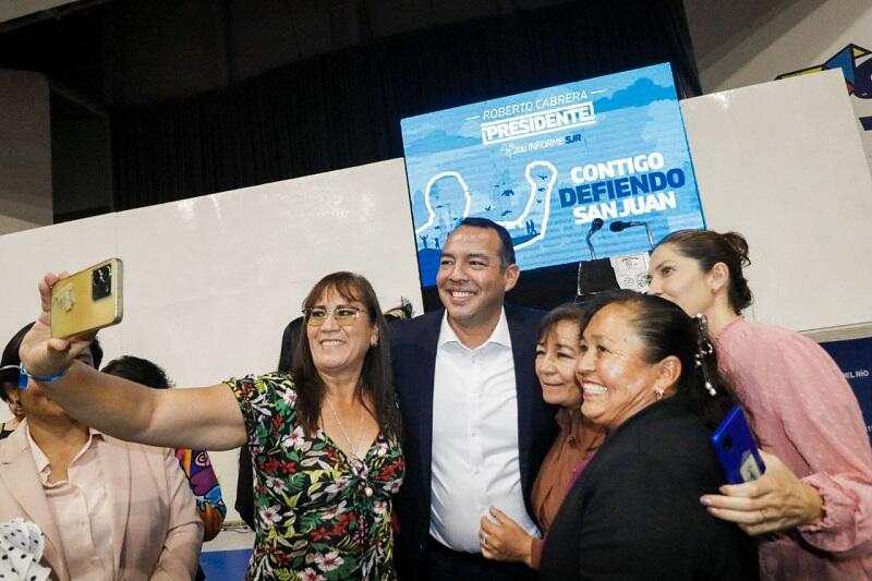 Roberto Cabrera presentó su Segundo Informe de Gobierno durante reunión con mujeres sanjuanenses