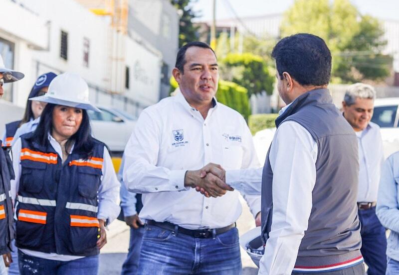 Roberto Cabrera supervisa y entrega obras en diversas zonas de San Juan del Río