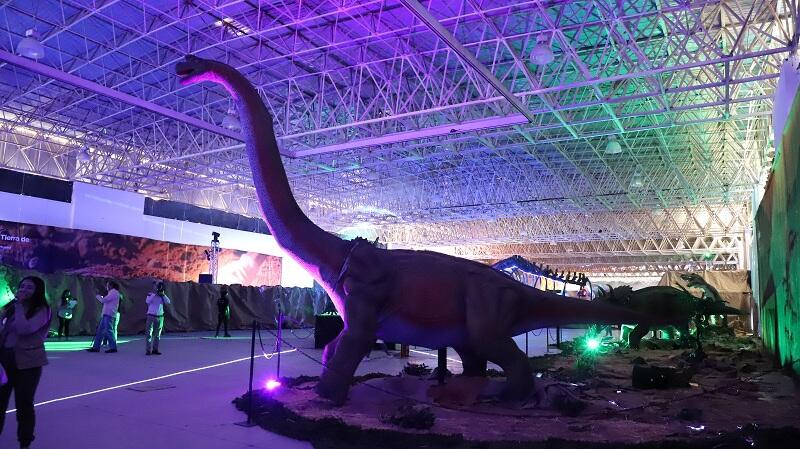 Viaja en el tiempo: "Tierra de Dinosaurios" en el Ecocentro Expositor