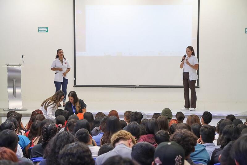 Concientización sobre adicciones en la UTSJR