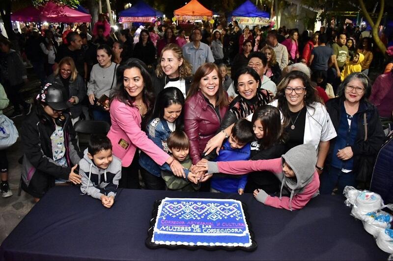 Corredor Artesanal y Cultural de las Mujeres en Corregidora cumple 4 años impulsando el talento de las mujeres