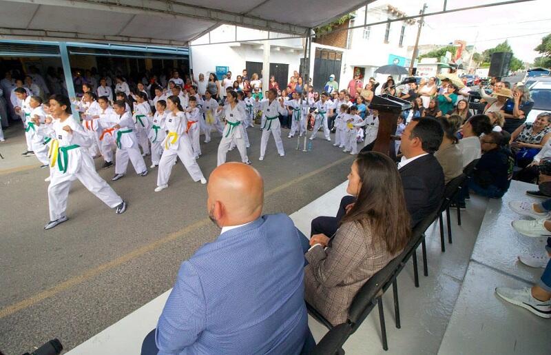 Escuela Club María Espinoza Taekwondo es inaugurada en San Juan del Río