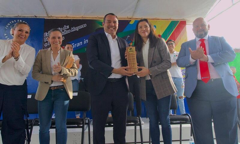 Escuela Club María Espinoza Taekwondo es inaugurada en San Juan del Río