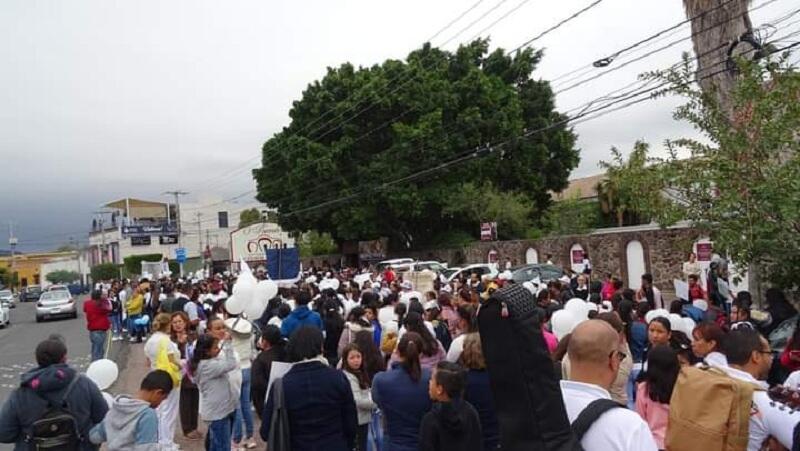 San Juan del Río se une en caminata por la paz