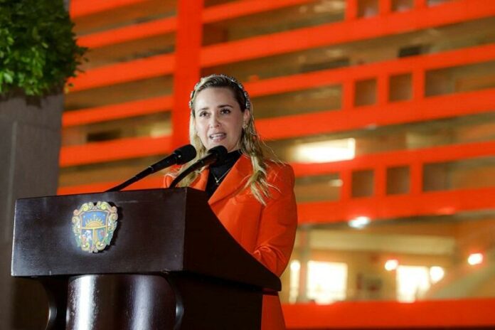 Querétaro se pinta de naranja en apoyo a la eliminación de la violencia contra las mujeres