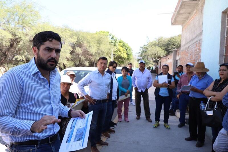 SEDESOQ renovará calle en Rancho Banthí, SJR