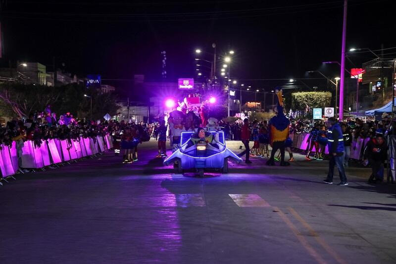 Ezequiel Montes brilla con Desfile del Festival Alegría Contigo 2023