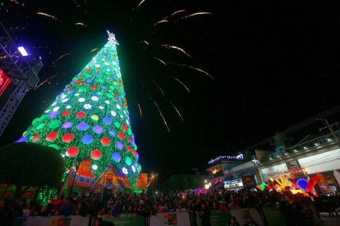 Más de 27 mil personas disfrutaron del Desfile Navideño 2023 en San Juan del Río