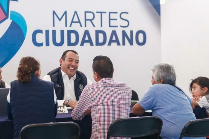 Roberto Cabrera encabezó Martes Ciudadano en Infonavit Pedregoso