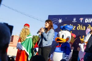 Autoridades de San Juan del Río compartieron Rosca de Reyes en La Valla