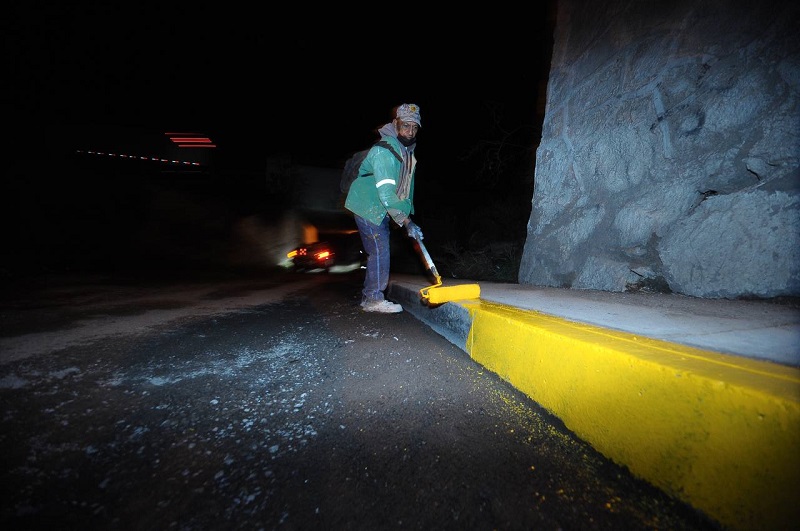 Supervisa Roberto Cabrera trabajos de mejoramiento urbano en palmillas