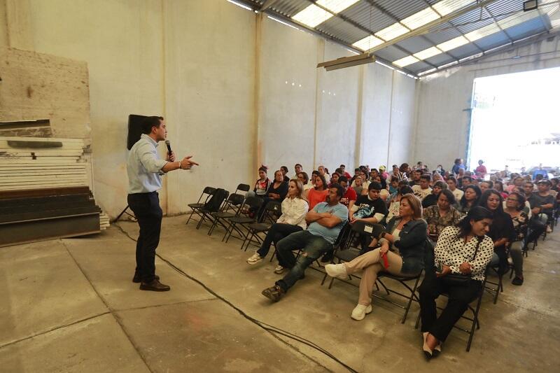 Felifer Macías pide confianza en las nuevas generaciones de políticos de querétaro