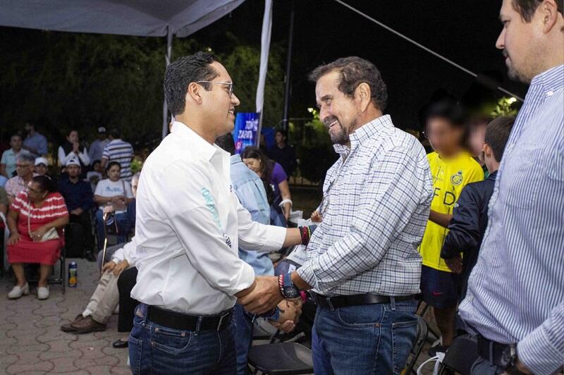 Chepe Guerrero promete un mayor presupuesto para mejora de calles en Corregidora 2