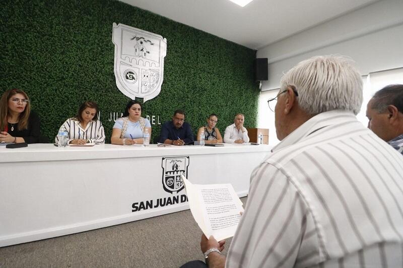 Refuerzan la seguridad para taxistas en San Juan del Rio 1