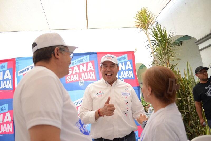 Roberto Cabrera comprometido con el orden y seguridad en San Juan del Rio 1