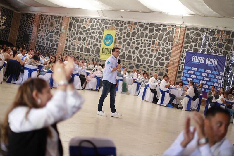 Felifer Macias promete fortalecer la educacion en Queretaro en celebracion del Dia del Maestro 1