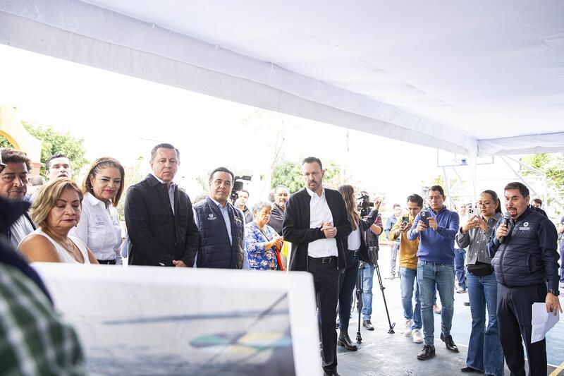 Autoridades estatales entregaron obras de mejoramiento urbano en Centro Historico 2