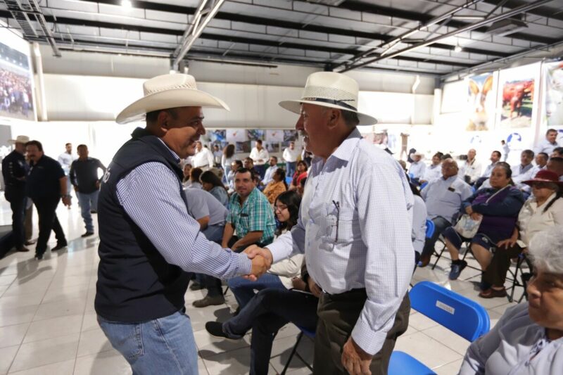 SEDEA reconoce buenas prácticas pecuarias en Querétaro