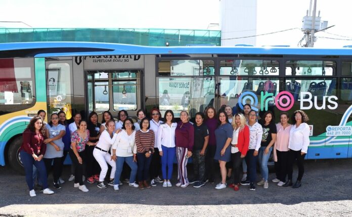 Continúan sumando mujeres a Capacitación para Operadoras de Transporte Público