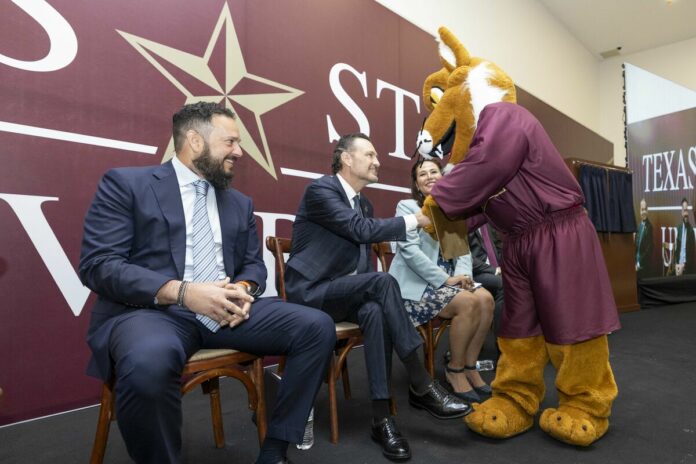 Inauguran campus de Texas State University México en Colón