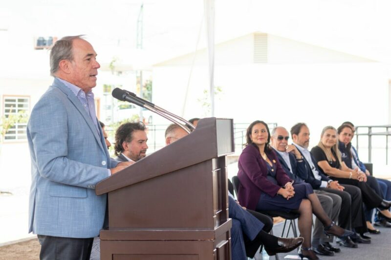 Inauguran primaria "Oscar Peralta Navarrete" en colonia La Peña II