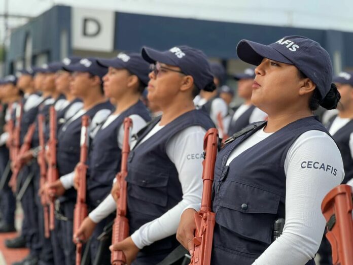 Policía Nacional de Colombia capacita a policías queretanos en operaciones tácticas y urbanas