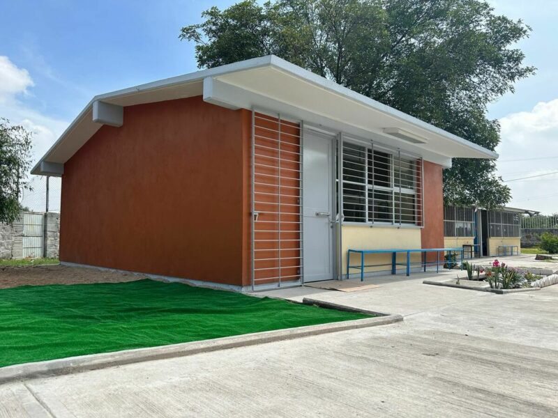 SDUOP entregó nueva infraestructura educativa en escuela primaria de Huimilpan