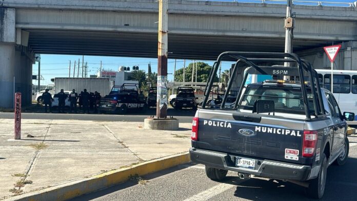 Policía Municipal de SJR recupera vehículo robado en coordinación con otras corporaciones