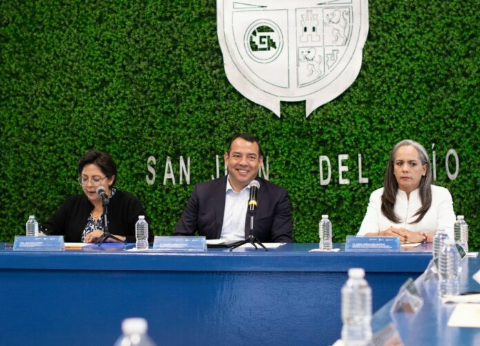 Municipio de San Juan del Río creará la Secretaría de la Mujer: Roberto Cabrera