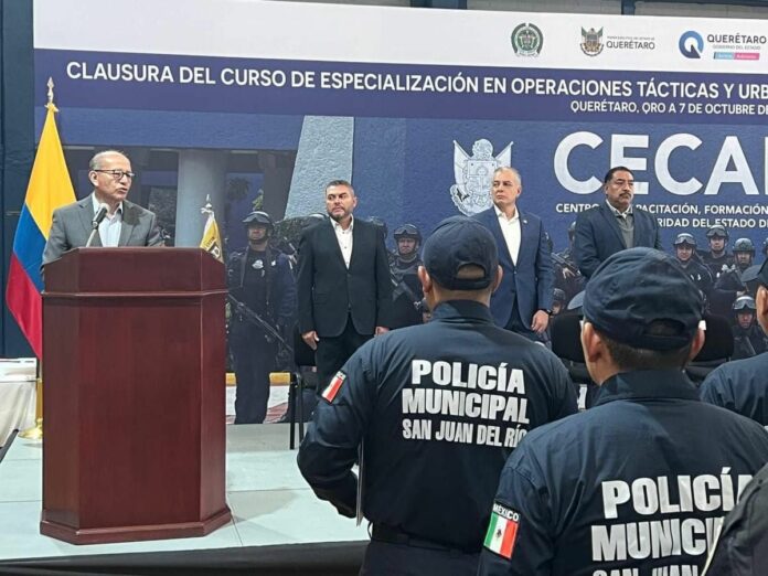 Policías de San Juan del Río se capacitan en Operaciones Tácticas y Urbanas con la Policía Nacional de Colombia