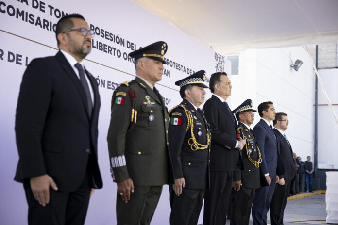 Gobernador asiste a la toma de protesta del nuevo coorinador estatal de la Guardia Nacional en Querétaro