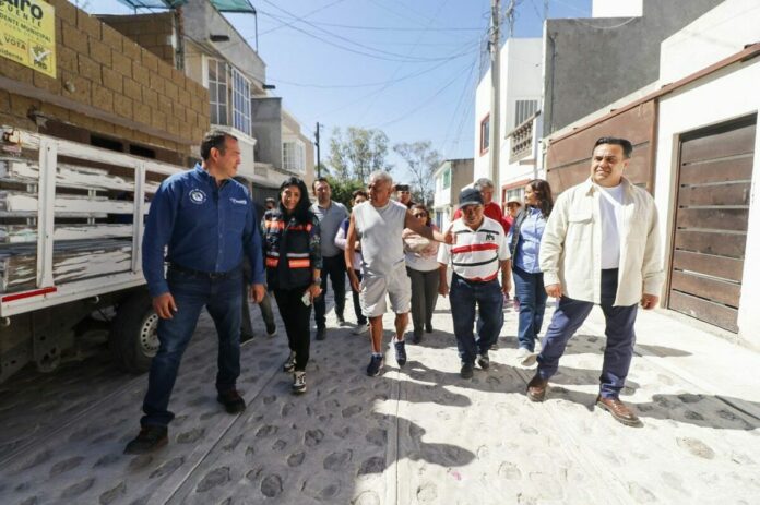 Luis Nava supervisa obras sociales por más de 16 millones de pesos en San Juan del Río