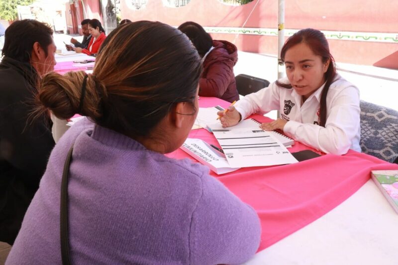 Realizan Jornada de Atención Ciudadana en centro de Pedro Escobedo