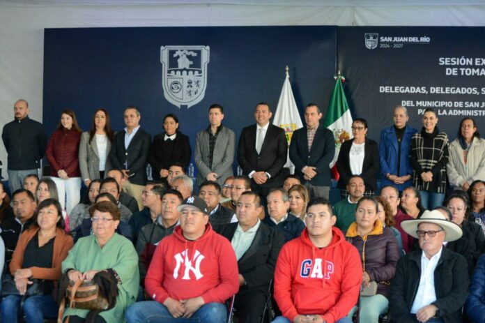 Toman protesta delegados y subdelegados para la administración 2024-2027 en San Juan del Río