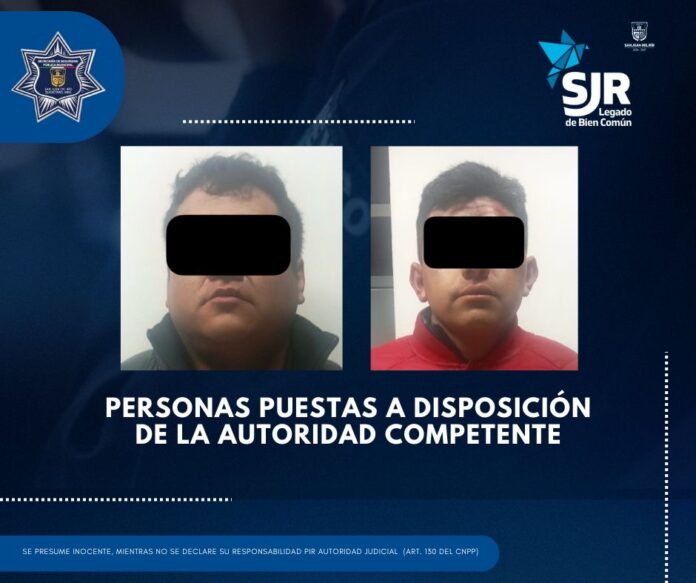 Aseguran a dos individuos por resistencia y portación ilegal de arma de fuego en Visthá, SJR