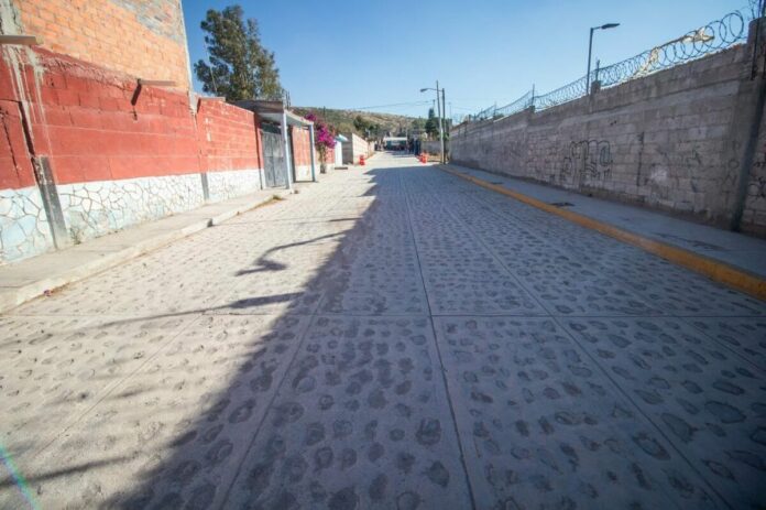 Entregan obra en calle Brasil, La Estancia