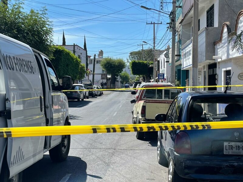 Hombre se quita la vida con arma de fuego en San Juan del Río