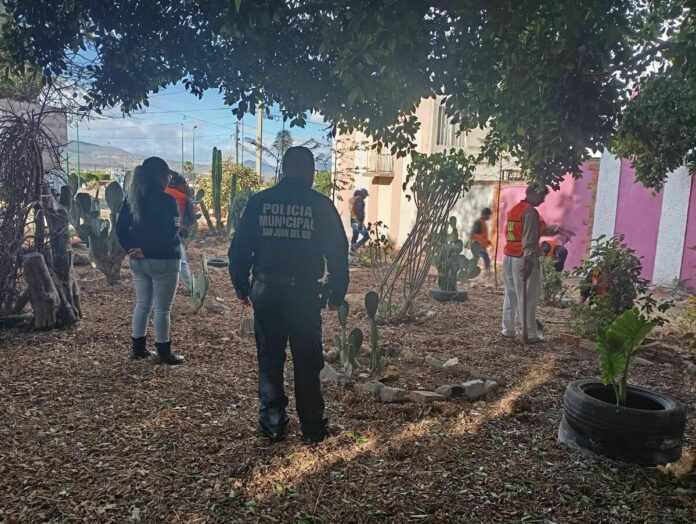 Infractores de San Juan del Río llevaron a cabo trabajos comunitarios en Lomas del Pedregal