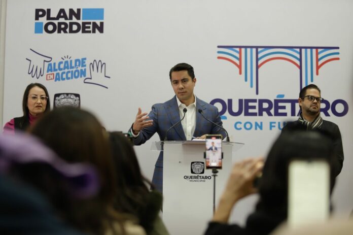 Presidente Felifer Macías presentó resultados sobre el comercio ambulante en el Centro Histórico de Querétaro