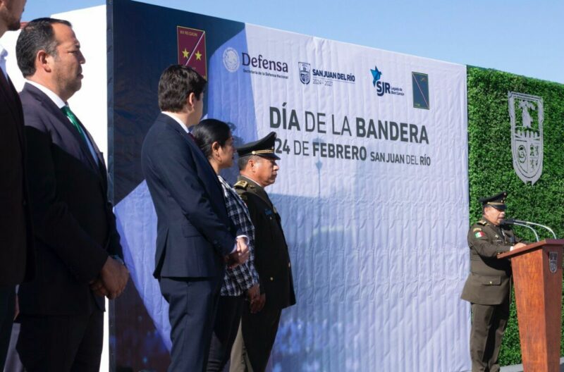 Respeto a la Bandera fortalece comunidad y desarrollo en San Juan del Río: Alcalde Roberto Cabrera