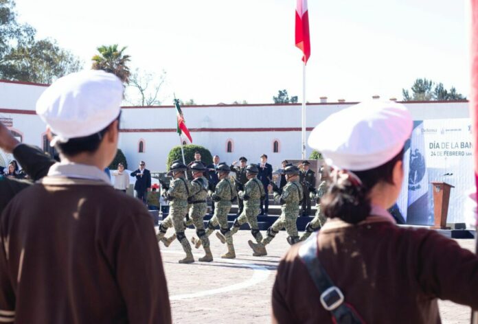 Respeto a la Bandera fortalece comunidad y desarrollo en San Juan del Río: Alcalde Roberto Cabrera